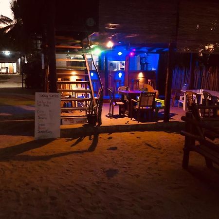 Nilaveli Sheen Coast Trincomalee Dış mekan fotoğraf
