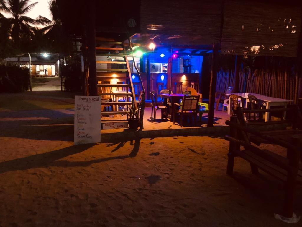 Nilaveli Sheen Coast Trincomalee Dış mekan fotoğraf